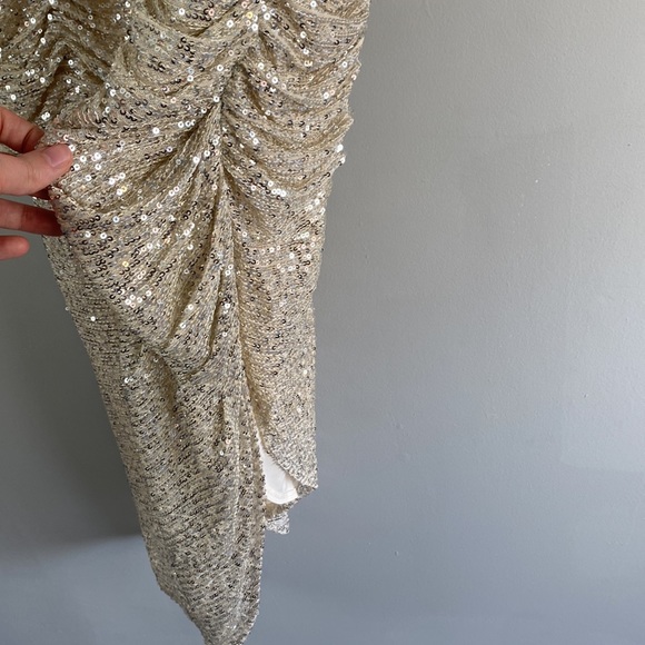 NWT Cinderella Platinum Sequin Dress Size XL - Picture 7 of 16